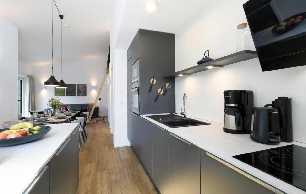 Awesome Home In Lembruch-Duemmer See With Kitchen Extérieur photo